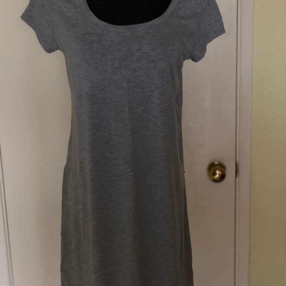 Tee Shirt Dress - Picture 4 of 6